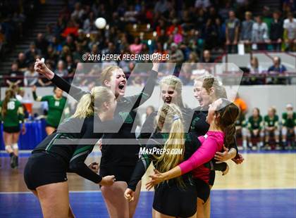 Thumbnail 3 in Fossil Ridge vs Chatfield (CHSAA 5A Semifinal Playoff) photogallery.