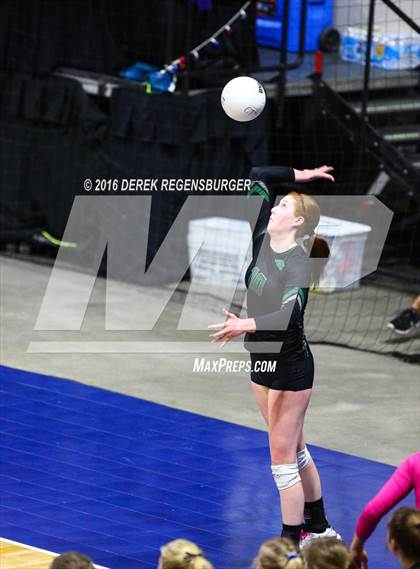 Thumbnail 1 in Fossil Ridge vs Chatfield (CHSAA 5A Semifinal Playoff) photogallery.