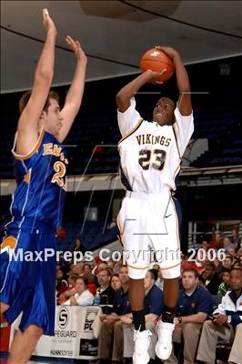 Thumbnail 2 in Campbell Hall vs Santa Margarita (Nike Extravaganza) photogallery.