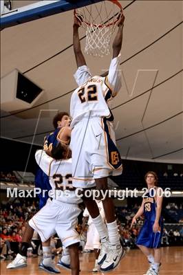 Thumbnail 3 in Campbell Hall vs Santa Margarita (Nike Extravaganza) photogallery.