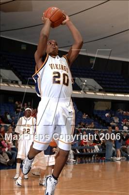Thumbnail 3 in Campbell Hall vs Santa Margarita (Nike Extravaganza) photogallery.