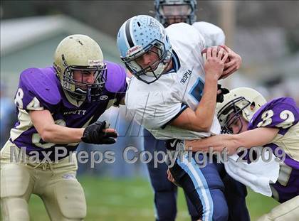 Thumbnail 3 in Triopia @ Routt Catholic (IHSA Class 1A Quarterfinal) photogallery.