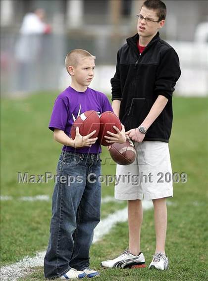 Thumbnail 2 in Triopia @ Routt Catholic (IHSA Class 1A Quarterfinal) photogallery.