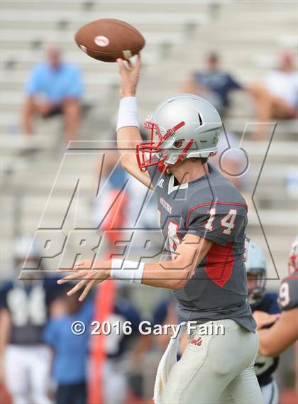 Thumbnail 2 in Farragut @ Ootlewah (Scrimmage) photogallery.