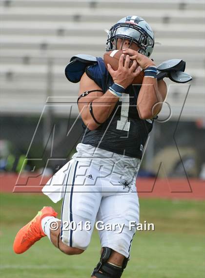 Thumbnail 3 in Farragut @ Ootlewah (Scrimmage) photogallery.