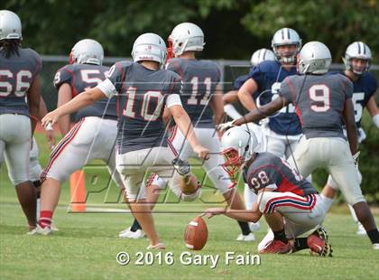 Thumbnail 3 in Farragut @ Ootlewah (Scrimmage) photogallery.