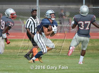 Thumbnail 3 in Farragut @ Ootlewah (Scrimmage) photogallery.