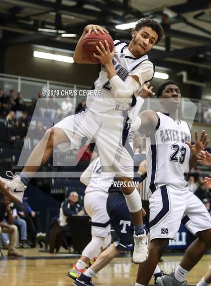 Thumbnail 1 in Webster Thomas @ Gates Chili photogallery.