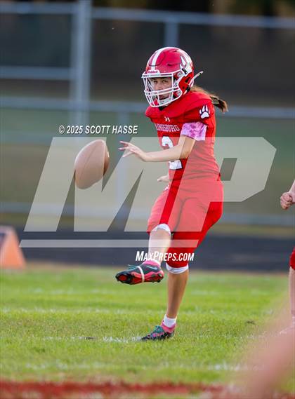 Thumbnail 2 in Saranac @ Laingsburg photogallery.