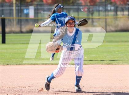 Thumbnail 2 in Mountain View vs. Pueblo Central (CHSAA 4A Final) photogallery.