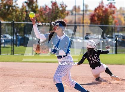 Thumbnail 1 in Mountain View vs. Pueblo Central (CHSAA 4A Final) photogallery.