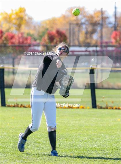 Thumbnail 1 in Mountain View vs. Pueblo Central (CHSAA 4A Final) photogallery.