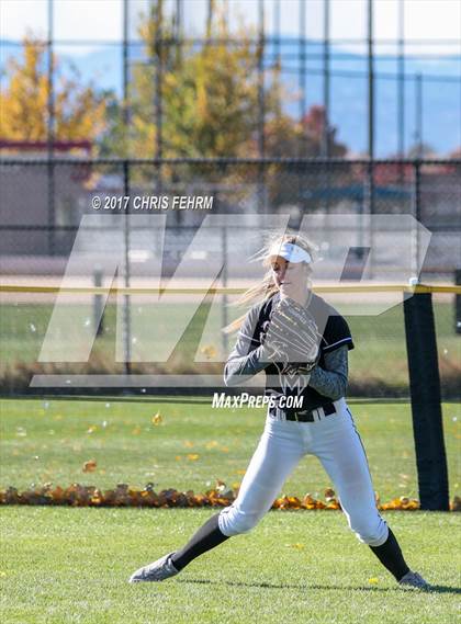 Thumbnail 2 in Mountain View vs. Pueblo Central (CHSAA 4A Final) photogallery.