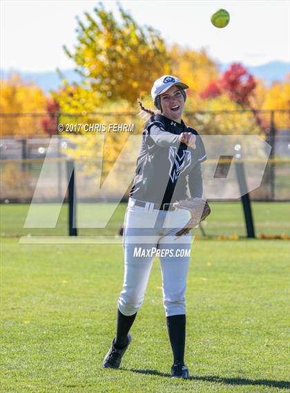 Thumbnail 1 in Mountain View vs. Pueblo Central (CHSAA 4A Final) photogallery.