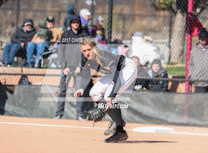 Thumbnail 2 in Mountain View vs. Pueblo Central (CHSAA 4A Final) photogallery.