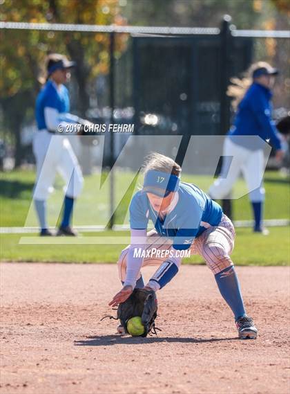 Thumbnail 1 in Mountain View vs. Pueblo Central (CHSAA 4A Final) photogallery.