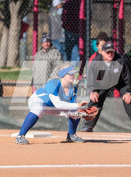 Thumbnail 3 in Mountain View vs. Pueblo Central (CHSAA 4A Final) photogallery.