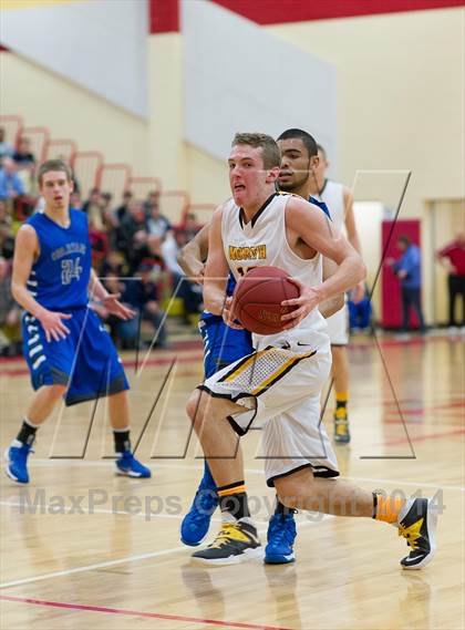 Thumbnail 2 in Hempfield Area vs. North Allegheny (WPIAL Class AAAA Quarterfinal) photogallery.