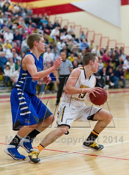 Thumbnail 3 in Hempfield Area vs. North Allegheny (WPIAL Class AAAA Quarterfinal) photogallery.