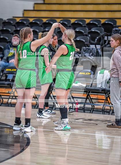 Thumbnail 2 in Hoxie vs Walnut Ridge (3A-2 District Tournament) photogallery.