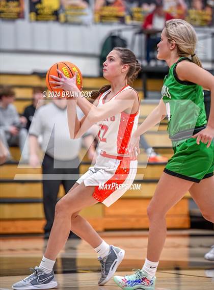Thumbnail 2 in Hoxie vs Walnut Ridge (3A-2 District Tournament) photogallery.