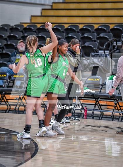 Thumbnail 3 in Hoxie vs Walnut Ridge (3A-2 District Tournament) photogallery.