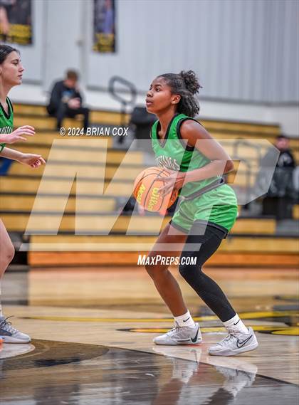 Thumbnail 1 in Hoxie vs Walnut Ridge (3A-2 District Tournament) photogallery.