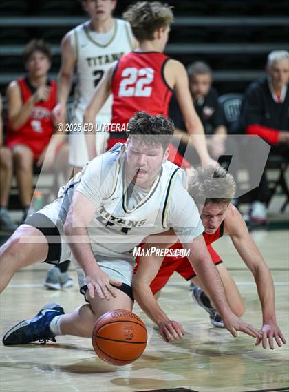 Thumbnail 2 in South Webster vs. Notre Dame (OHSAA DIV VII REGIONAL FINAL) photogallery.