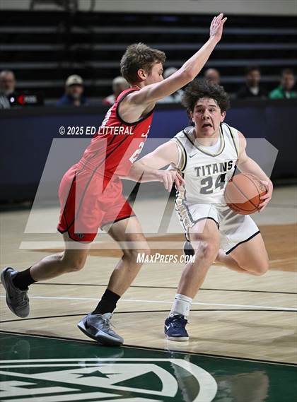 Thumbnail 2 in South Webster vs. Notre Dame (OHSAA DIV VII REGIONAL FINAL) photogallery.