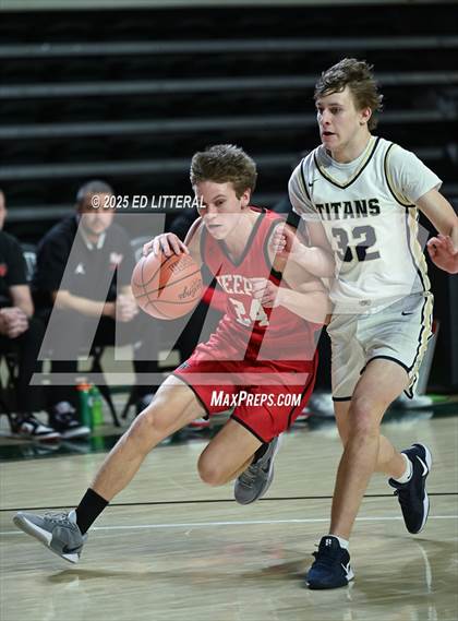Thumbnail 3 in South Webster vs. Notre Dame (OHSAA DIV VII REGIONAL FINAL) photogallery.