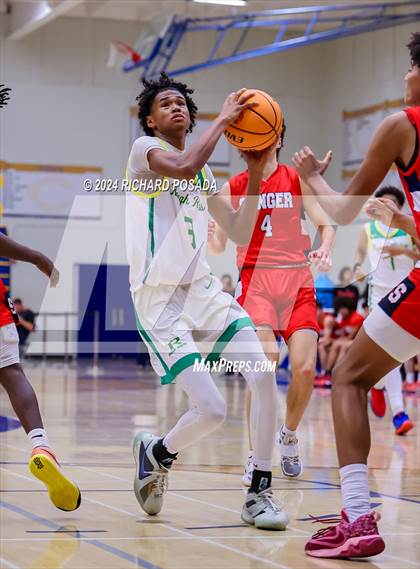 Thumbnail 1 in Buchanan vs. Sanger photogallery.
