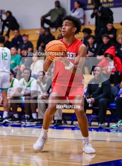 Thumbnail 3 in Buchanan vs. Sanger photogallery.
