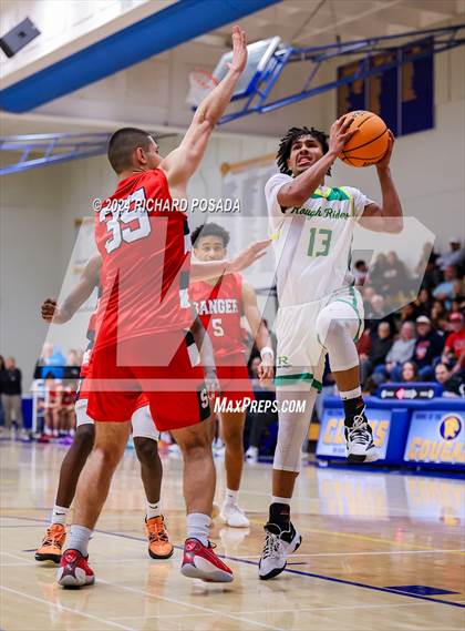 Thumbnail 3 in Buchanan vs. Sanger photogallery.