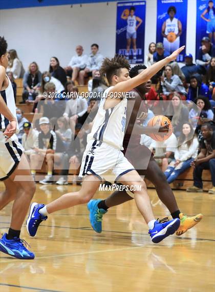 Thumbnail 1 in Dixon @ Swansboro photogallery.