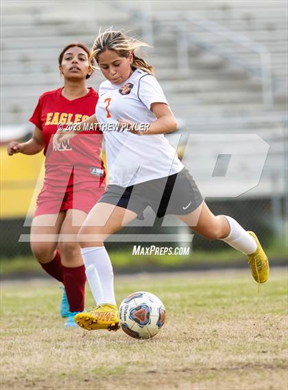 Thumbnail 1 in South View @ Douglas Byrd photogallery.