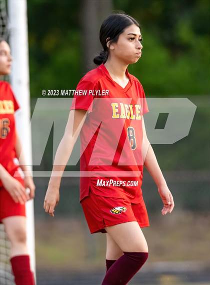 Thumbnail 3 in South View @ Douglas Byrd photogallery.