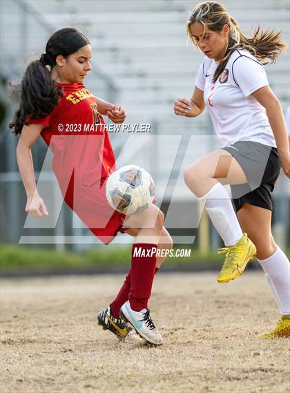 Thumbnail 1 in South View @ Douglas Byrd photogallery.