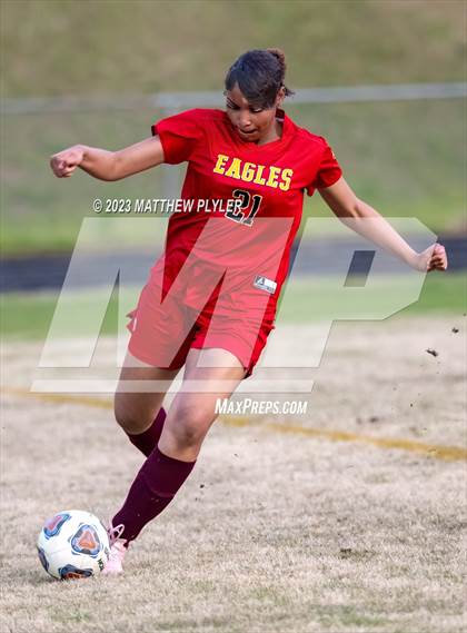 Thumbnail 3 in South View @ Douglas Byrd photogallery.