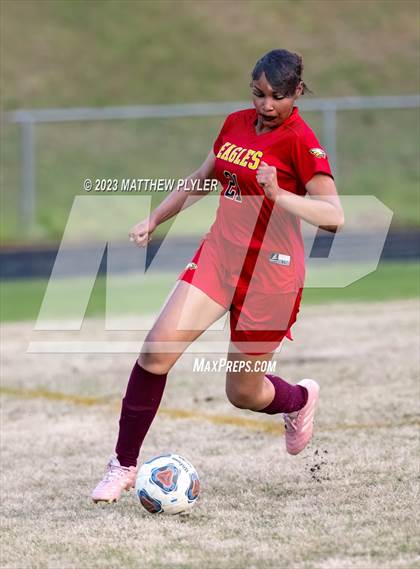 Thumbnail 2 in South View @ Douglas Byrd photogallery.