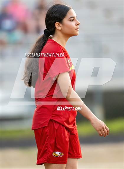 Thumbnail 1 in South View @ Douglas Byrd photogallery.