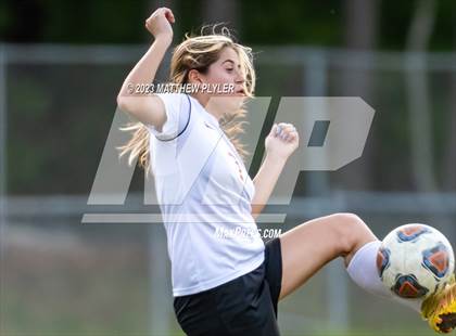 Thumbnail 3 in South View @ Douglas Byrd photogallery.