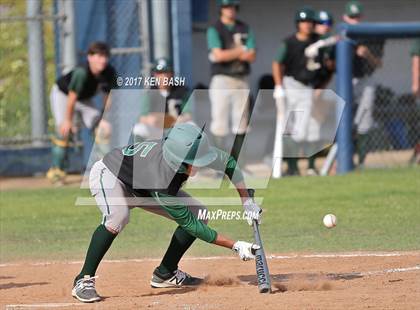 Thumbnail 2 in Royal @ Camarillo photogallery.