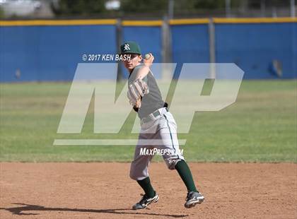 Thumbnail 2 in Royal @ Camarillo photogallery.