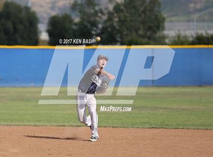 Thumbnail 3 in Royal @ Camarillo photogallery.