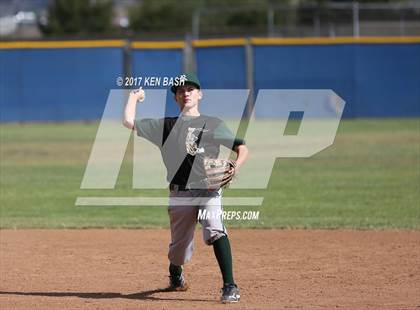 Thumbnail 3 in Royal @ Camarillo photogallery.