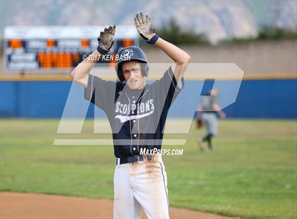 Thumbnail 2 in Royal @ Camarillo photogallery.