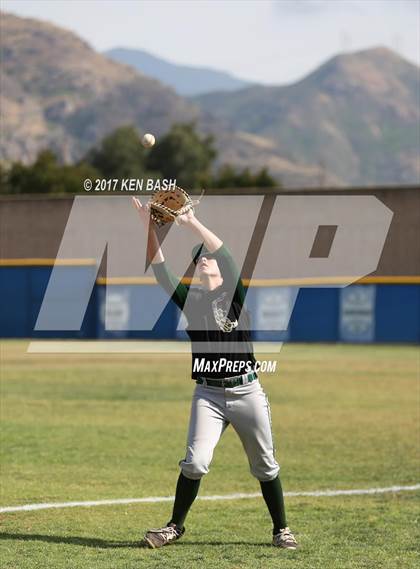 Thumbnail 1 in Royal @ Camarillo photogallery.