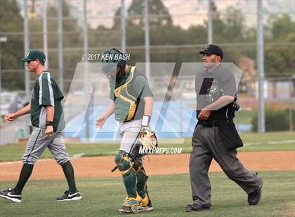 Thumbnail 3 in Royal @ Camarillo photogallery.