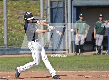 Thumbnail 3 in Royal @ Camarillo photogallery.
