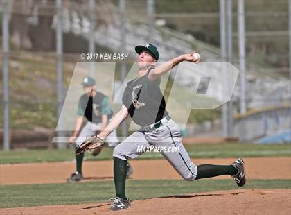 Thumbnail 1 in Royal @ Camarillo photogallery.